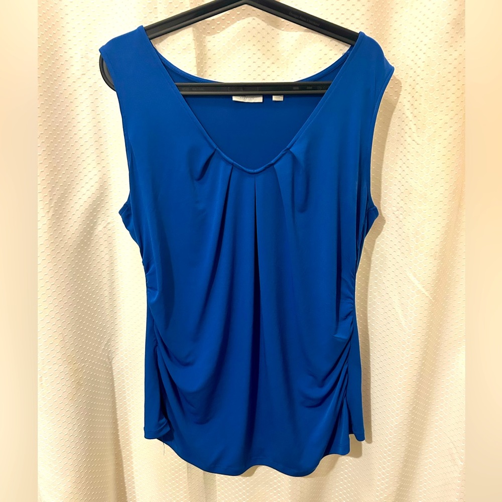 New York & Co tank shell